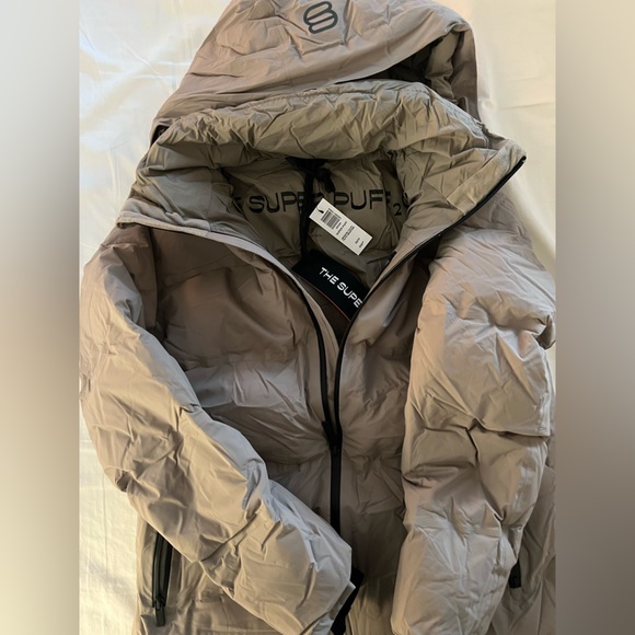 NWT modern taupe long Superpuff - Picture 7 of 8